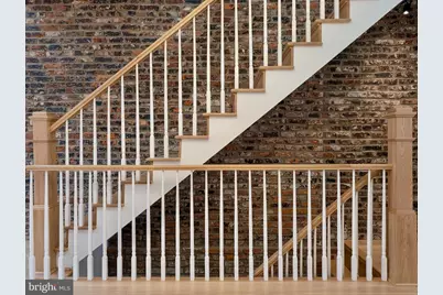 1227 E Street SE, Washington, DC 20003 - Photo 3