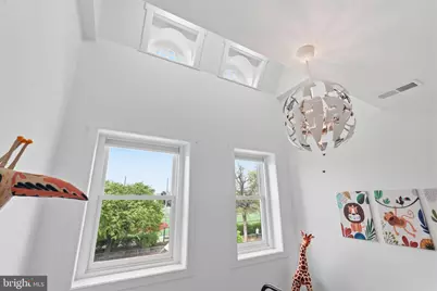 1227 E Street SE, Washington, DC 20003 - Photo 27
