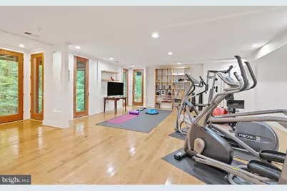 2807 Chesterfield Place NW, Washington, DC 20008 - Photo 27