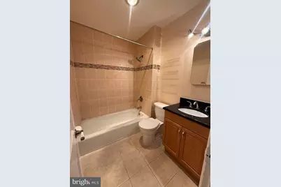 2010 Kalorama Road NW #402, Washington, DC 20009 - Photo 13