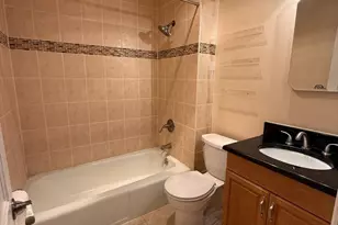 2010 Kalorama Rd NW, Washington, DC 20009 - Photo 13