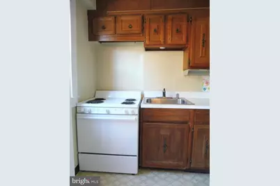 3901 Cathedral Avenue NW #16, Washington, DC 20016 - Photo 9