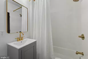 2123 11th St NW, Washington, DC 20001 - Photo 25