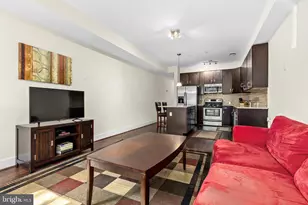 245 15th St SE, Washington, DC 20003 - Photo 11