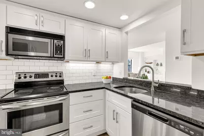 1727 R Street NW #402, Washington, DC 20009 - Photo 11