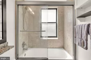 1727 R St NW, Washington, DC 20009 - Photo 23