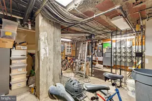 1727 R St NW, Washington, DC 20009 - Photo 31