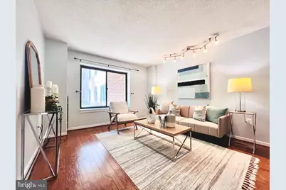 2111 Wisconsin Avenue NW #110, Washington, DC 20007 - Photo 1