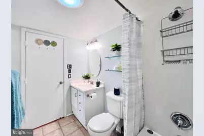 2111 Wisconsin Avenue NW #110, Washington, DC 20007 - Photo 15