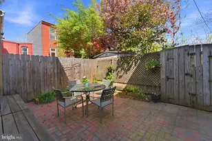 110 6th St SE, Washington, DC 20003 - Photo 35