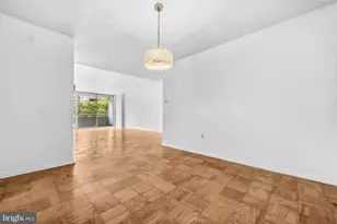 3001 Veazey Terrace NW, Washington, DC 20008 - Photo 9