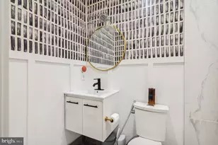 416 Longfellow St NW, Washington, DC 20011 - Photo 17