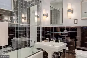 4000 Cathedral Ave NW, Washington, DC 20016 - Photo 19