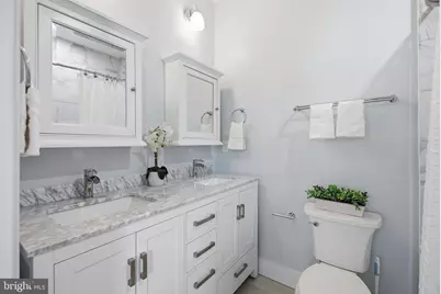 1020 10th Street NE, Washington, DC 20002 - Photo 27