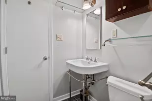 1601 18th St NW, Washington, DC 20009 - Photo 11