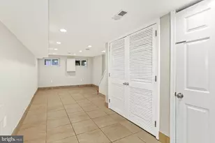 627 Gresham Pl NW, Washington, DC 20001 - Photo 25