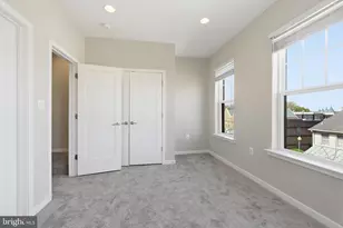 725 Parkside Pl NE, Washington, DC 20019 - Photo 25