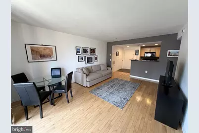 3883 Connecticut Avenue NW #212, Washington, DC 20008 - Photo 3