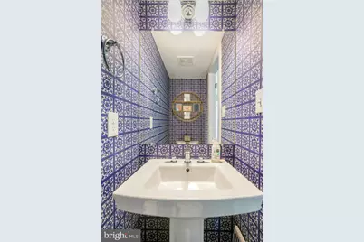 717 Hamilton Street NW, Washington, DC 20011 - Photo 11