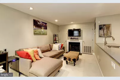 1630 19th NW #B2, Washington, DC 20009 - Photo 5