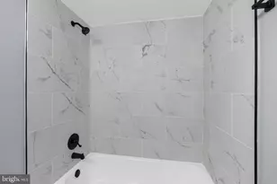 1245 4th St SW, Washington, DC 20024 - Photo 17