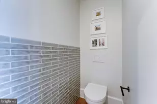 1327 R St NW, Washington, DC 20009 - Photo 27