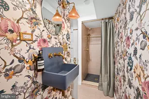1609 44th St NW, Washington, DC 20007 - Photo 33