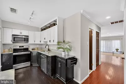 1117 G Street SE, Washington, DC 20003 - Photo 9