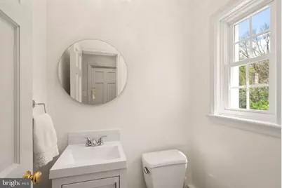 5058 Sedgwick Street NW, Washington, DC 20016 - Photo 11