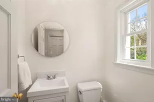 5058 Sedgwick St NW, Washington, DC 20016 - Photo 11