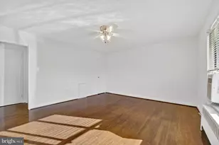 1010 G St NE, Washington, DC 20002 - Photo 5