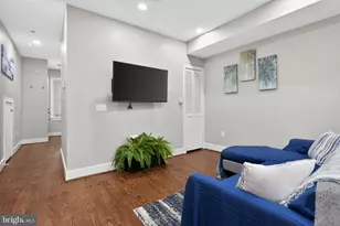 1109 Holbrook Terrace NE, Washington, DC 20002 - Photo 7