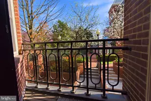 1215 28th St NW, Washington, DC 20007 - Photo 19