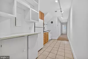 1944 Calvert St NW, Washington, DC 20009 - Photo 37