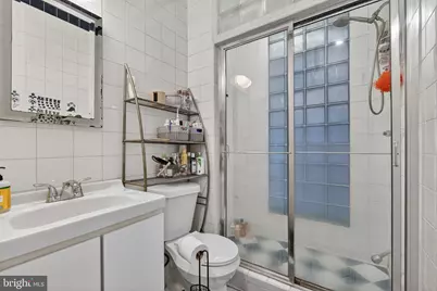 1944 Calvert Street NW, Washington, DC 20009 - Photo 23