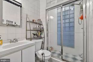 1944 Calvert St NW, Washington, DC 20009 - Photo 23