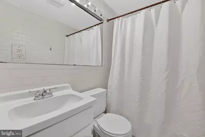 1944 Calvert Street NW, Washington, DC 20009 - Photo 63