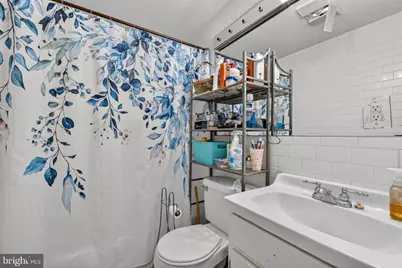 1944 Calvert Street NW, Washington, DC 20009 - Photo 73