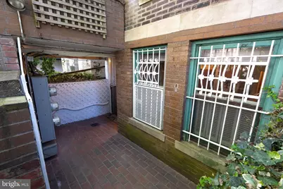 1944 Calvert Street NW, Washington, DC 20009 - Photo 49