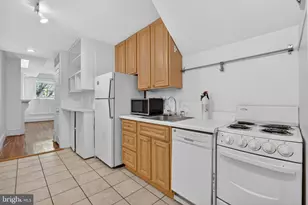 1944 Calvert St NW, Washington, DC 20009 - Photo 39