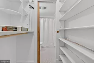 1944 Calvert St NW, Washington, DC 20009 - Photo 63