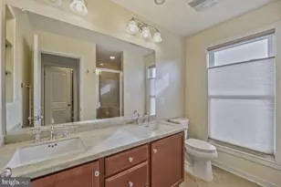 586 Regent Pl NE, Washington, DC 20017 - Photo 5
