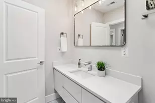 208 Webster St NW, Washington, DC 20011 - Photo 27