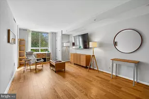 350 G St SW, Washington, DC 20024 - Photo 7