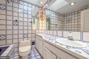 2320 Ashmead Pl NW, Washington, DC 20009 - Photo 15