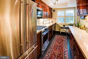 4201 Cathedral Ave NW, Washington, DC 20016 - Photo 21