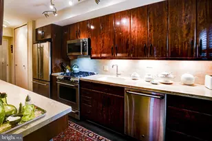 4201 Cathedral Ave NW, Washington, DC 20016 - Photo 19