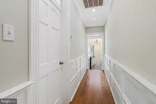 611 G St SE, Washington, DC 20003 - Photo 21