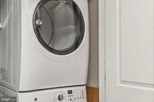 1431 Corcoran St NW, Washington, DC 20009 - Photo 15