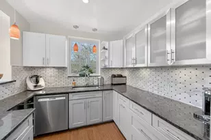 2119 Huidekoper NW, Washington, DC 20007 - Photo 5